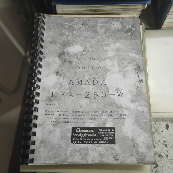 Sierra cinta tronzadora vertical AMADA HFA-250W