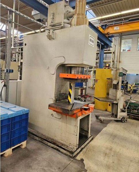 Prensa hidráulica ZEULENRODA PYE 160Tn SS