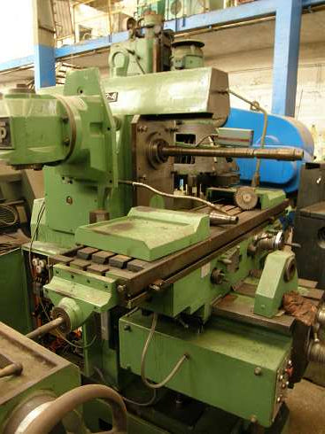 Fresadora PINONDO F-4